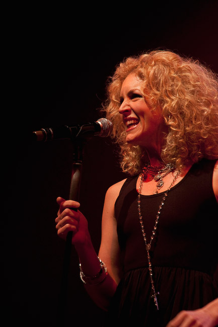 Archive photograph for Little Big Town with Kate and Kacey