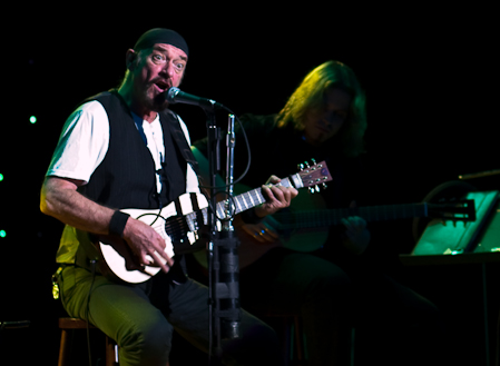 Archive photograph for Ian Anderson Plays The Acoustic Jethro Tull