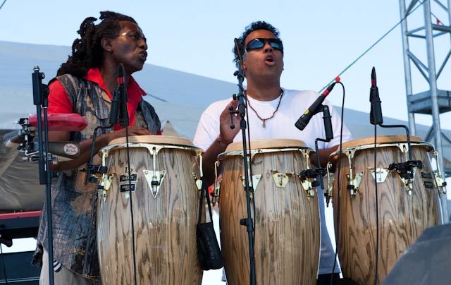 Archive photograph for Dave Matthews Band Caravan